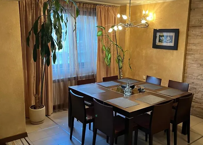 Burel 56 アパート